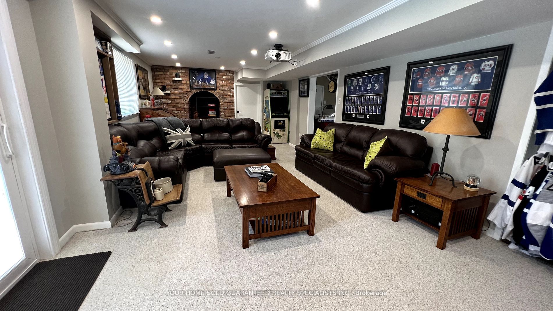 2492 King Rd