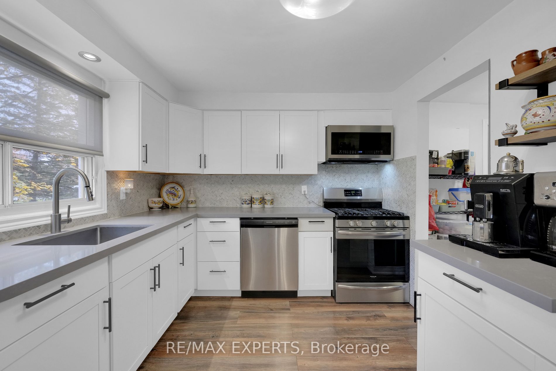 749 Happyvale Dr