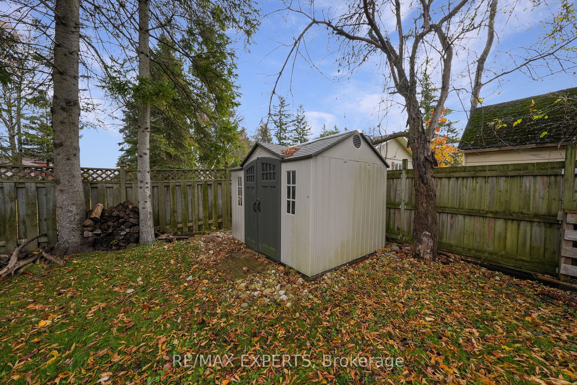 749 Happyvale Dr