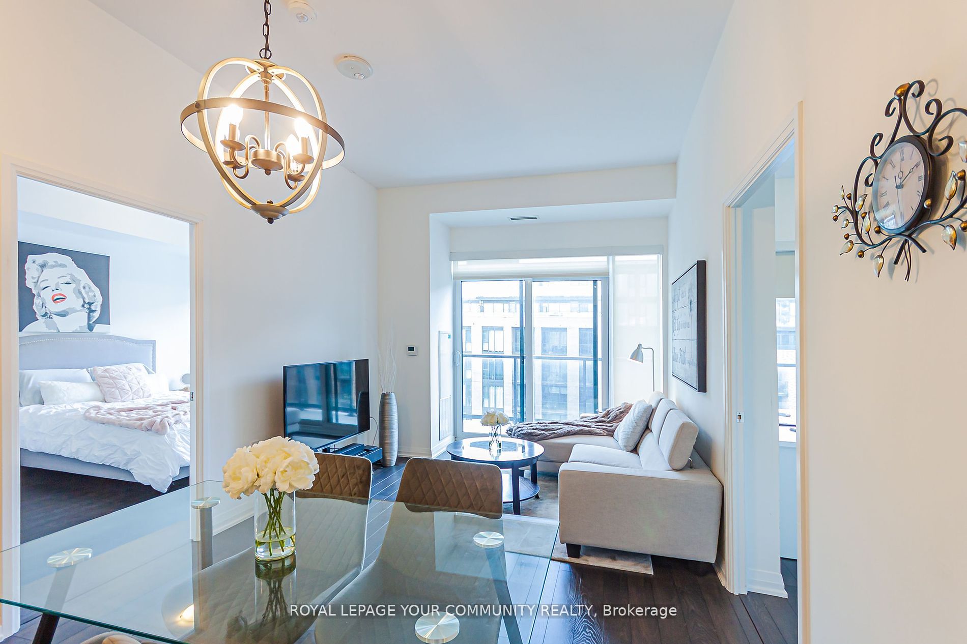 99 Eagle Rock Way N, #825