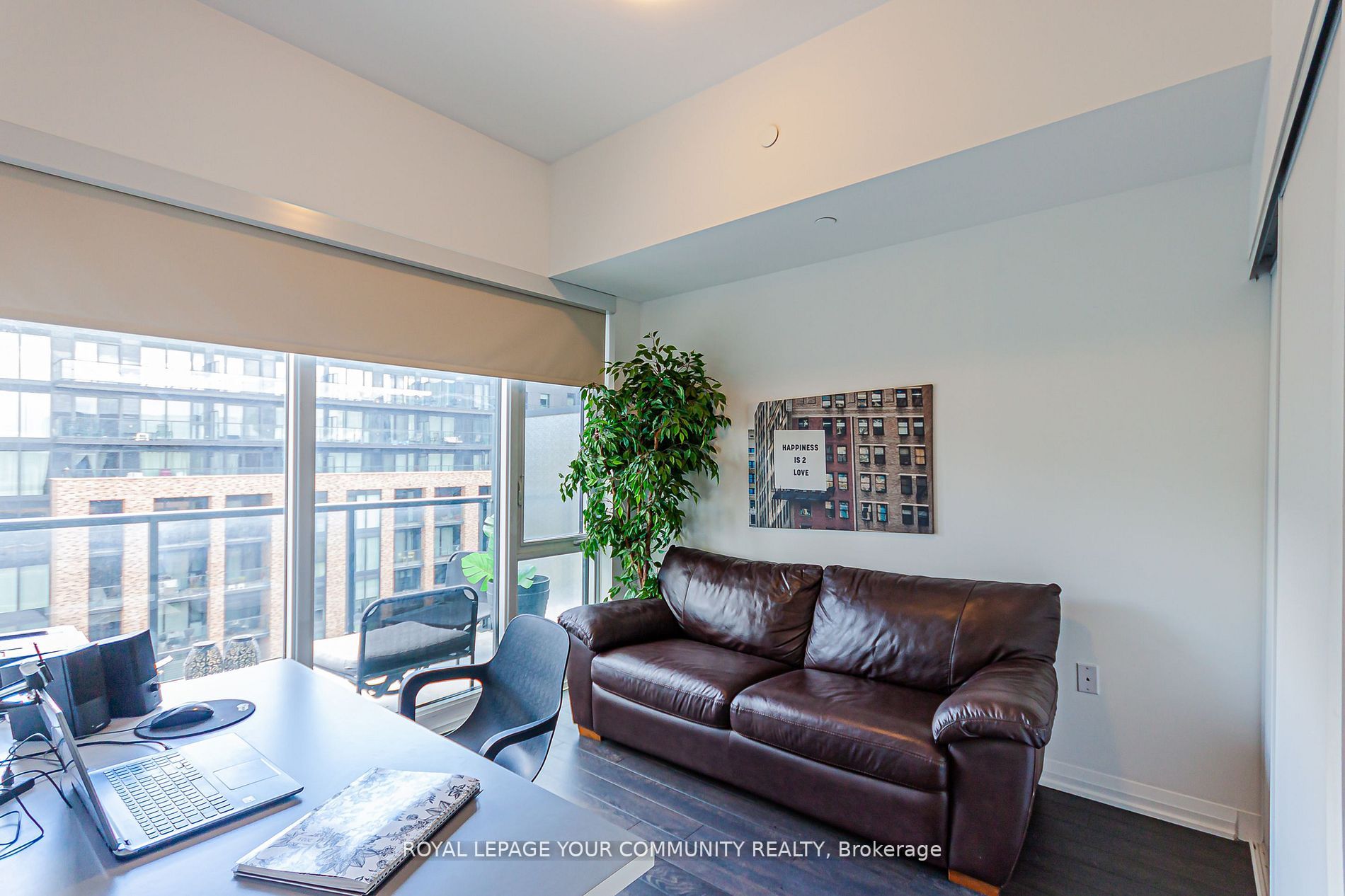99 Eagle Rock Way N, #825