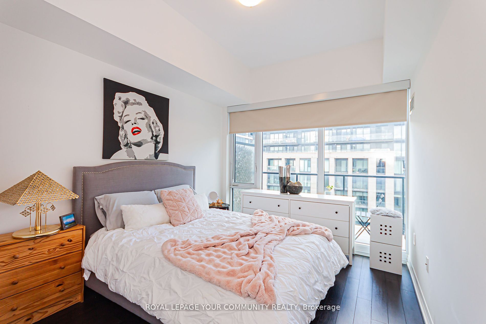 99 Eagle Rock Way N, #825
