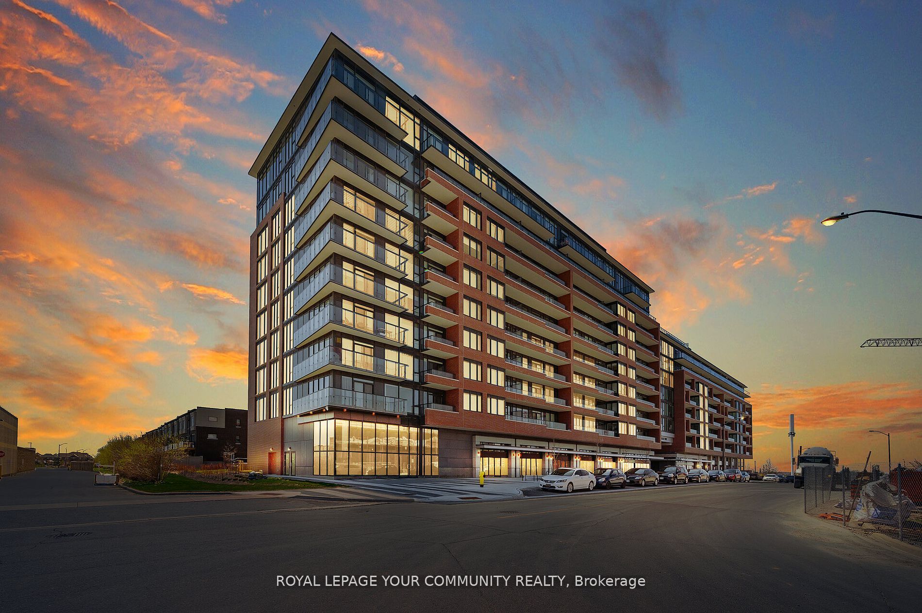 99 Eagle Rock Way N, #825