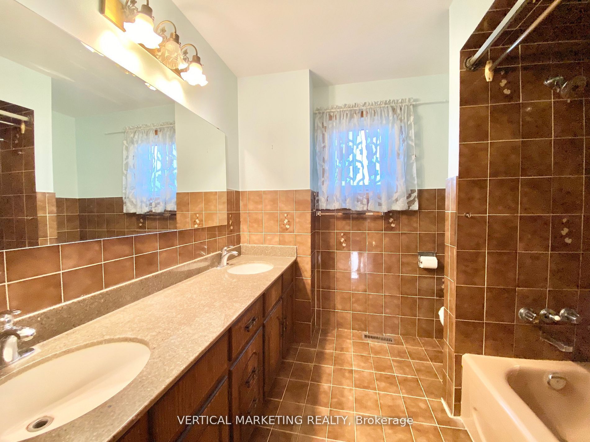 154 Timber Lane, #Upper