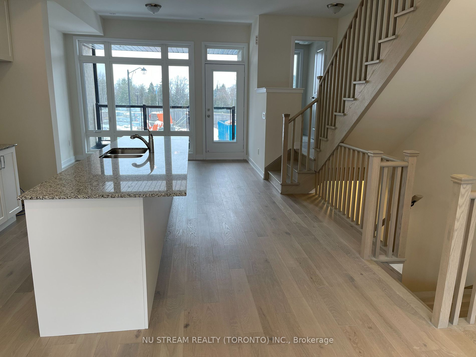 72 Ingersoll Lane