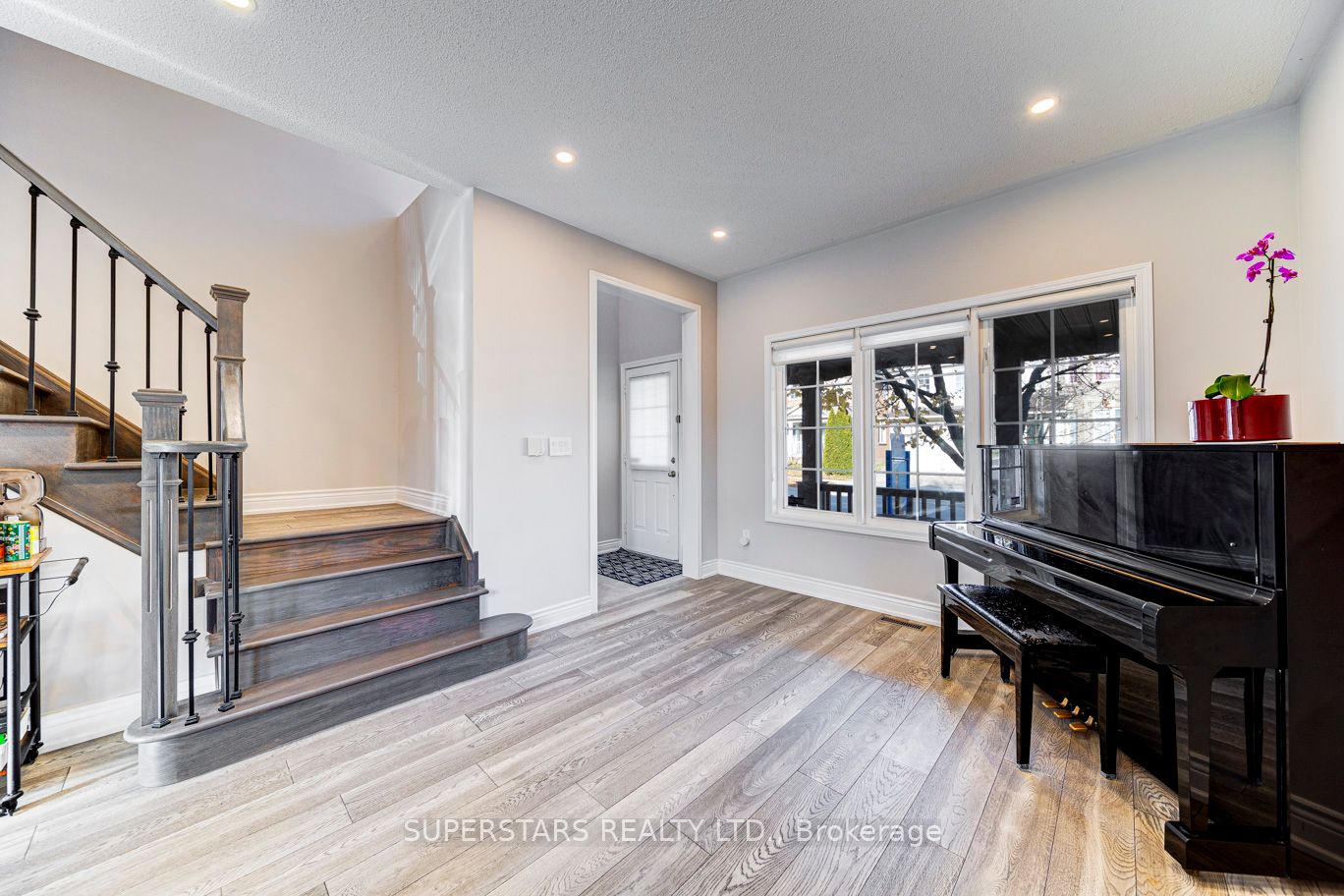 121 Majestic Drive