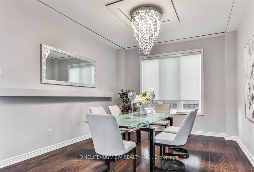 50 Mansard Dr