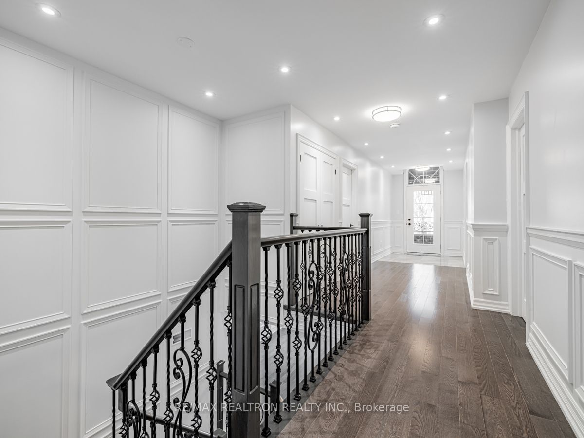 318 Andrew Street