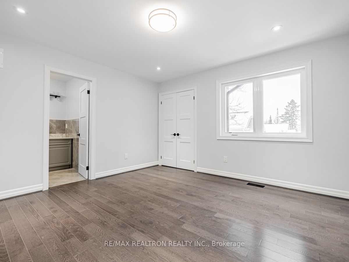 318 Andrew Street