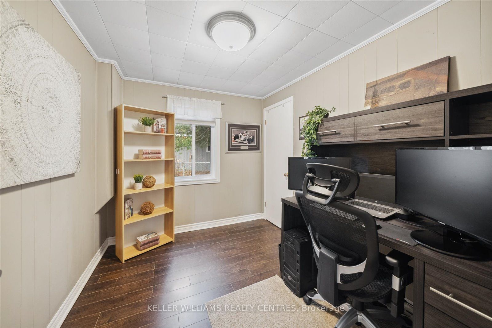 2084 Inglewood Dr