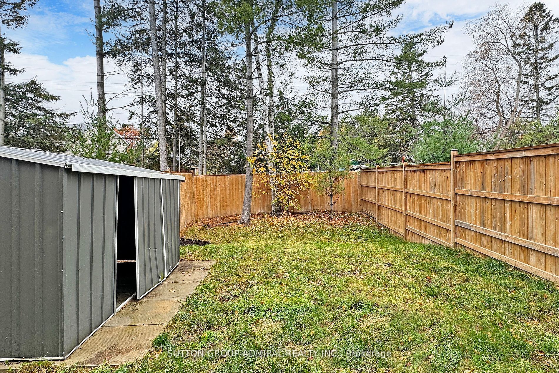 22 Greenwood Dr