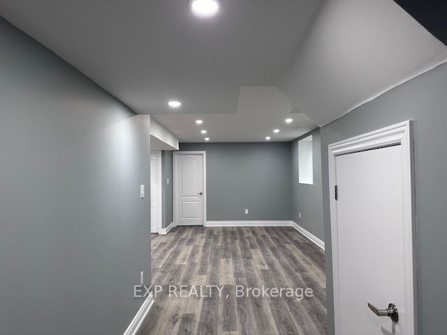 31 Lorne Thomas Place