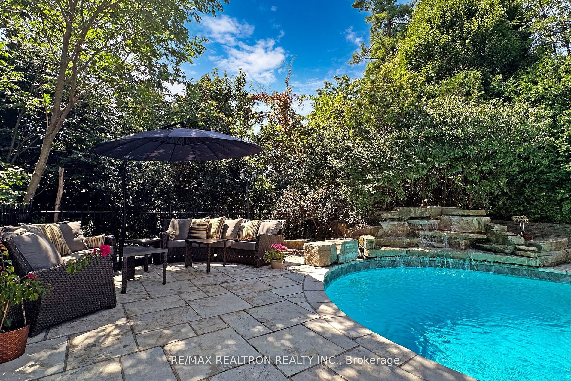 4 Waterloo Crt