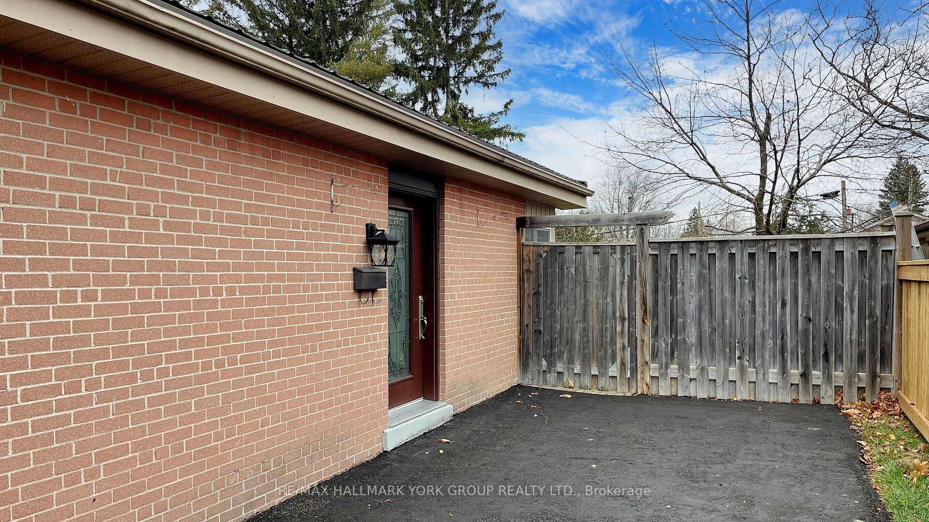 82 Murray Drive