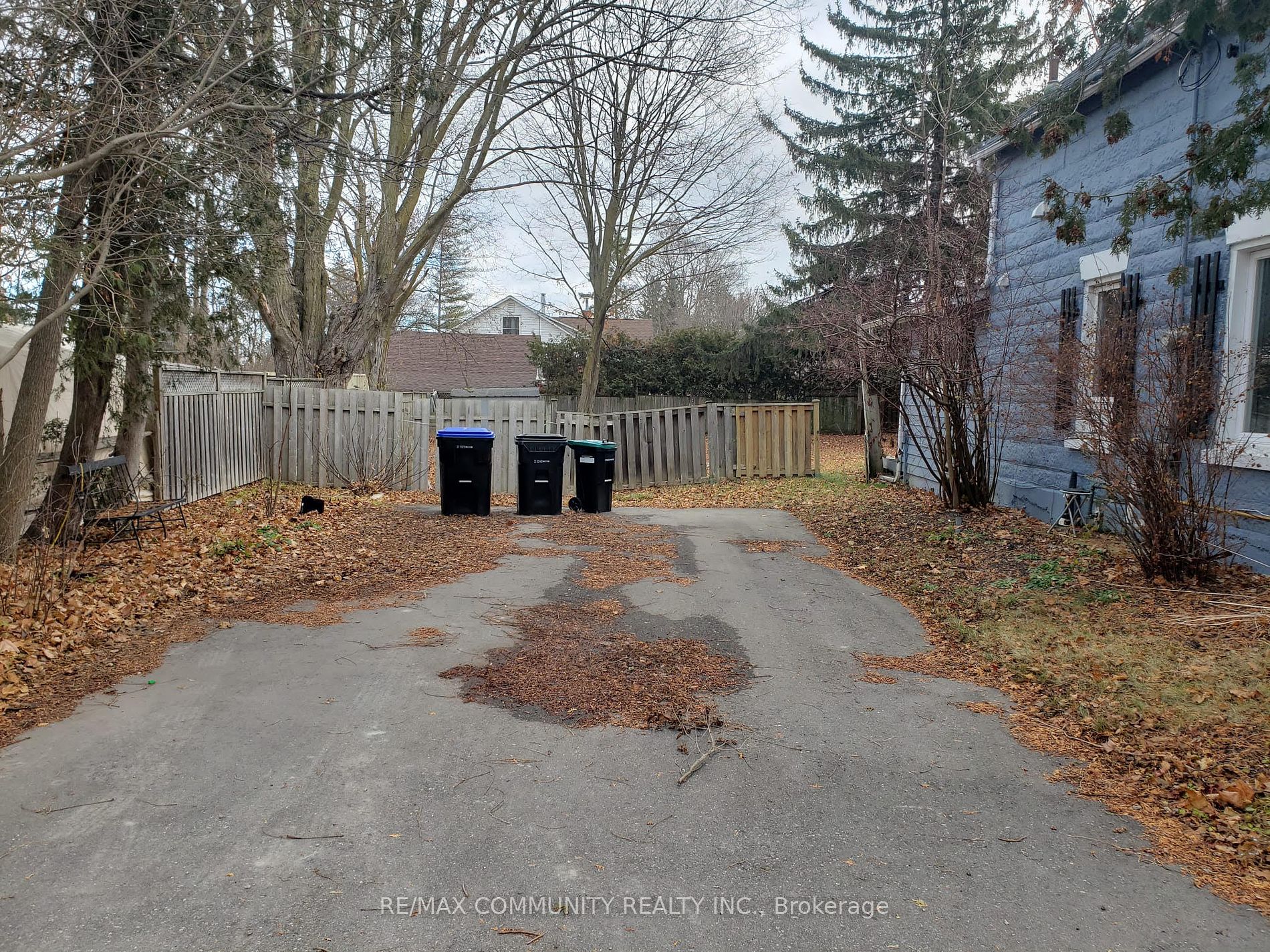 21 Forestell St