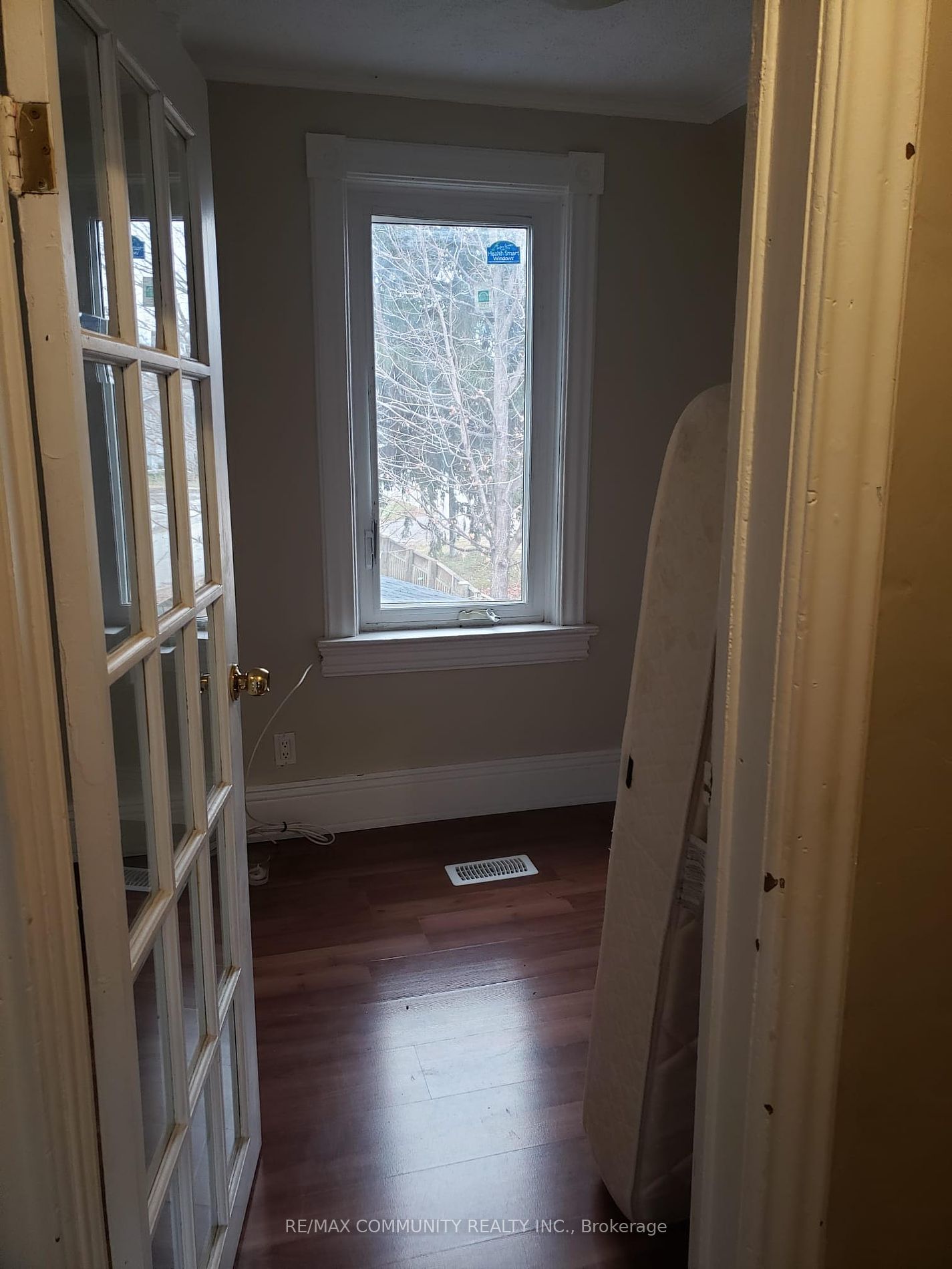 21 Forestell St