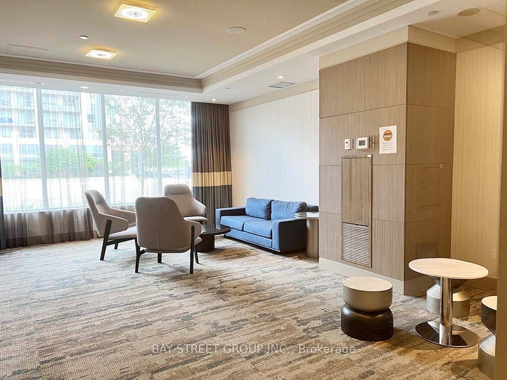 15 Water Walk Dr, #2010