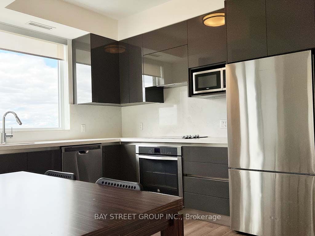 15 Water Walk Dr, #2010