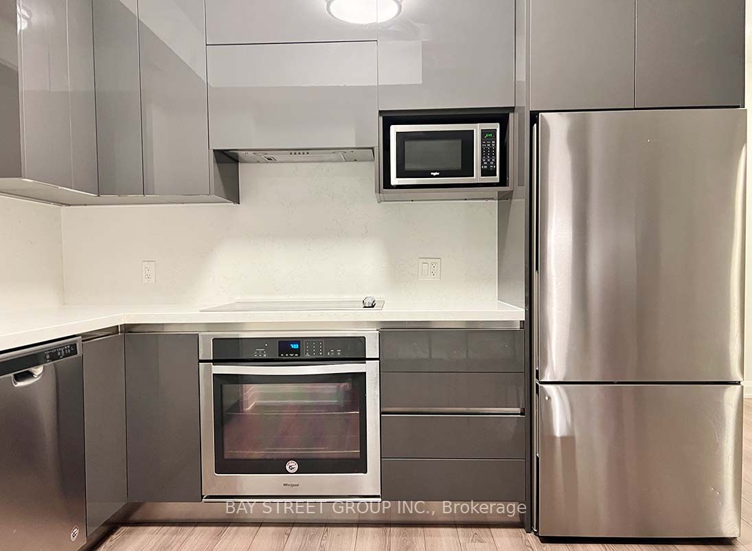 15 Water Walk Dr, #2010