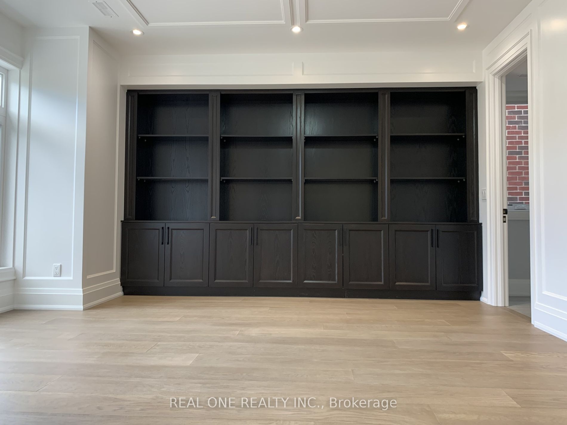158 Elmwood Avenue