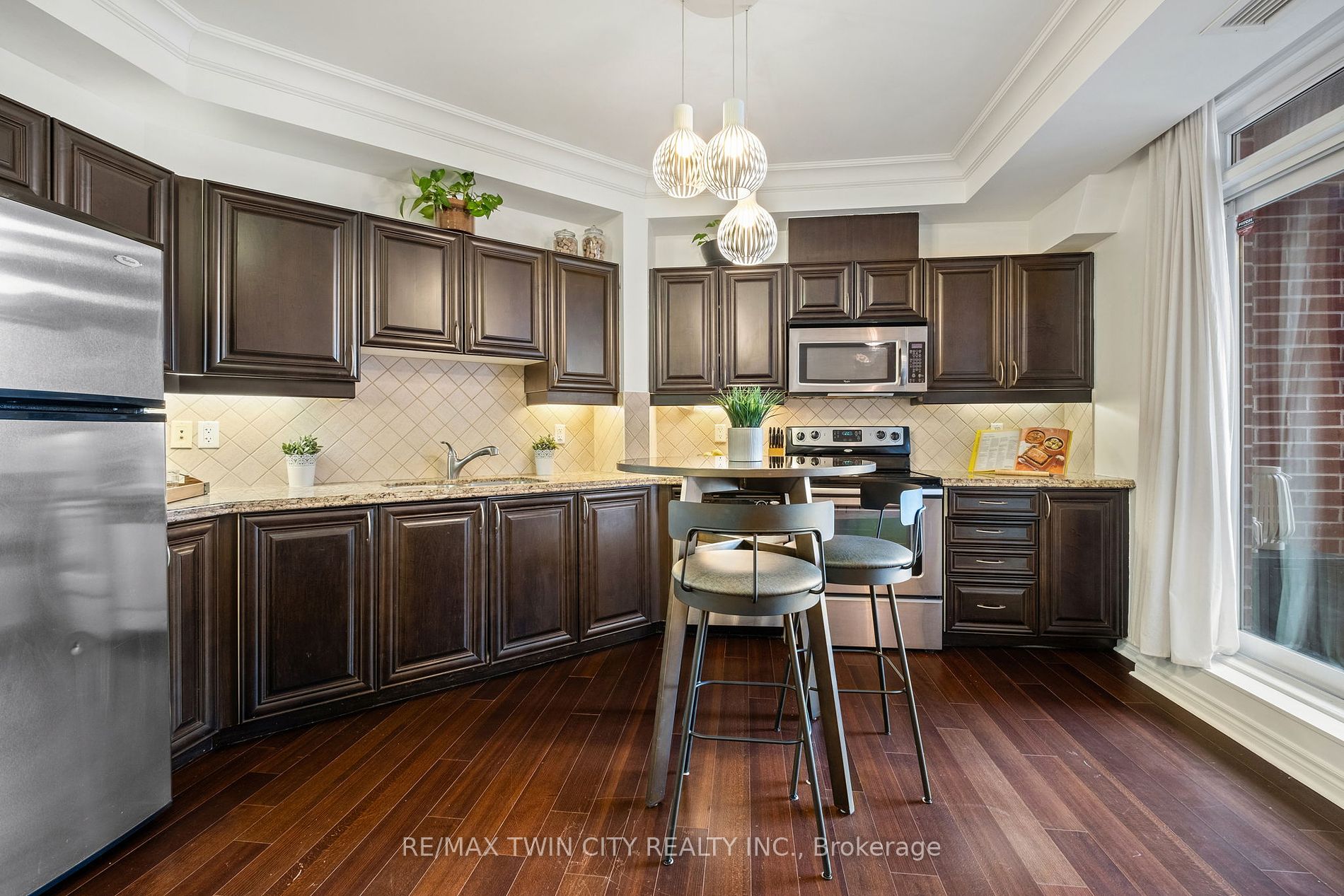 15450 Yonge St, #209