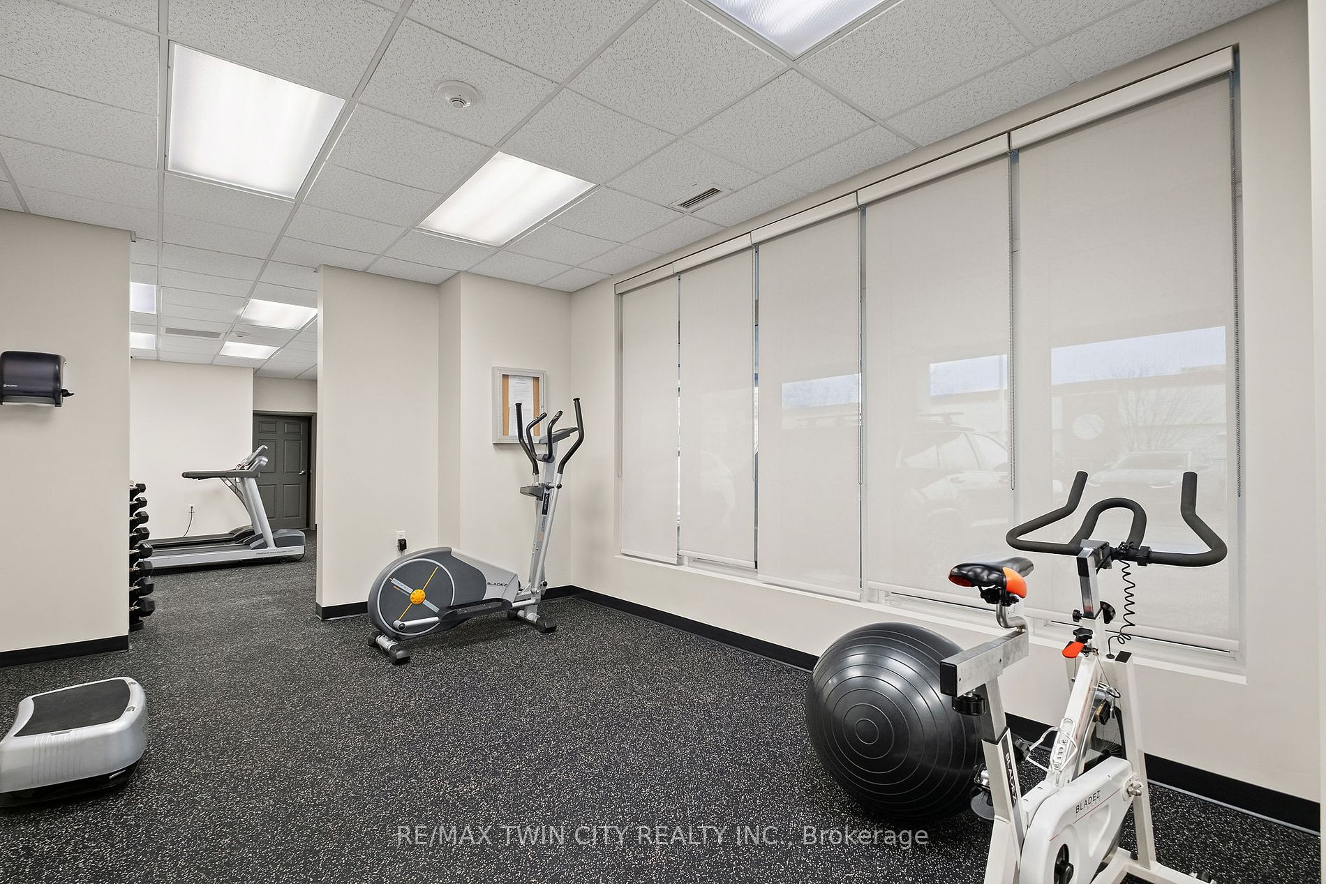 15450 Yonge St, #209