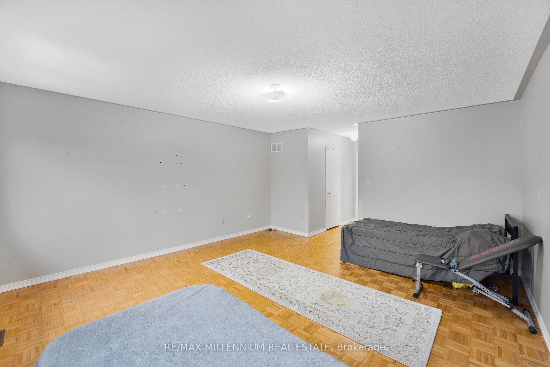 50 Argento Cres, #Upper