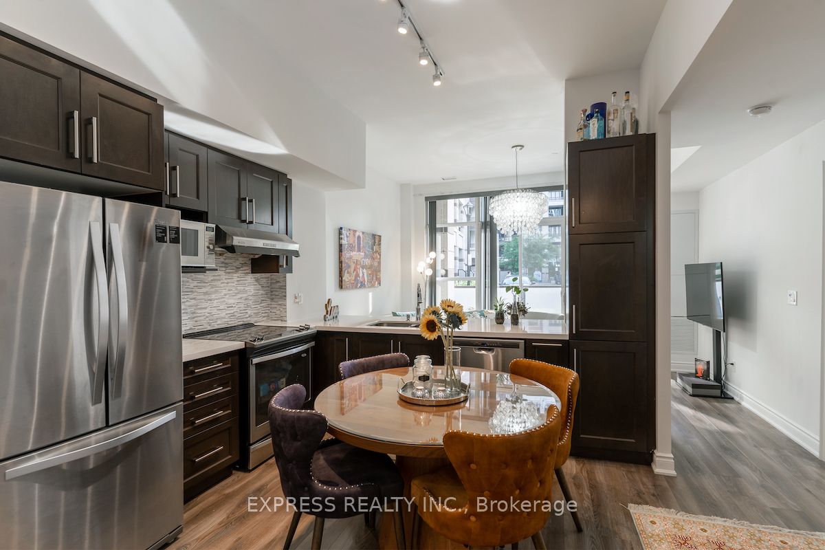 38 Cedarland Dr, #C203