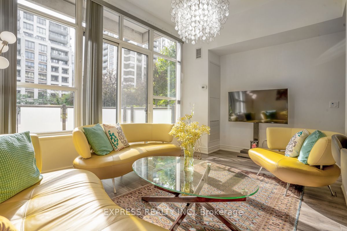 38 Cedarland Dr, #C203