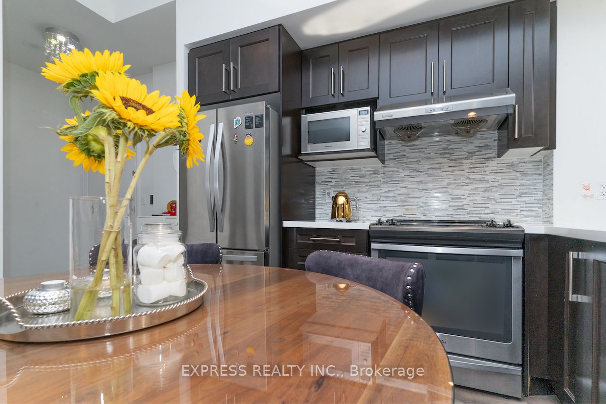 38 Cedarland Dr, #C203