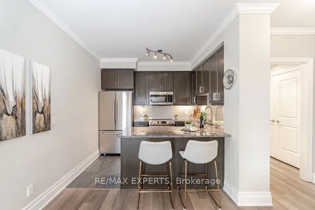 9255 Jane St, #1211