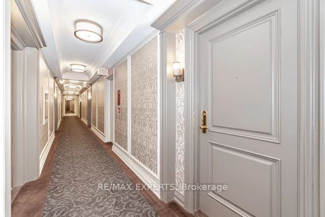 9255 Jane St, #1211