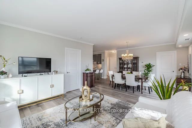 9255 Jane St, #1211