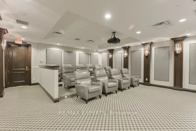 9255 Jane St, #1211