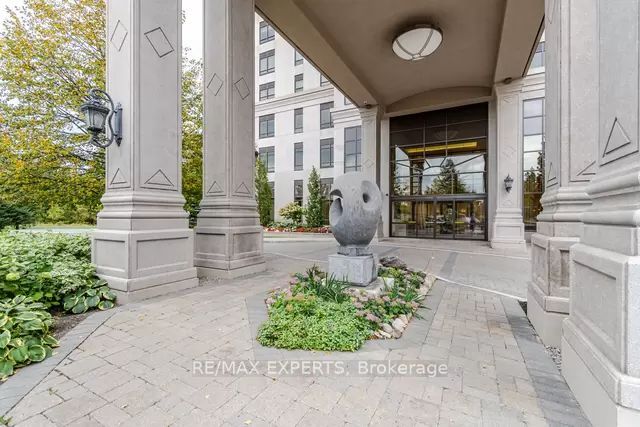 9255 Jane St, #1211