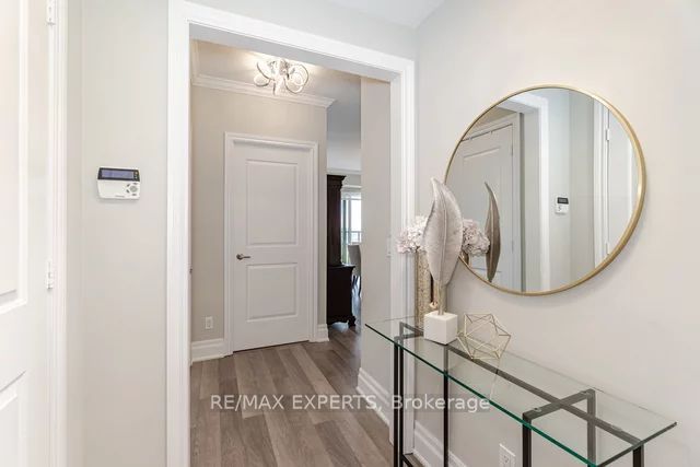 9255 Jane St, #1211