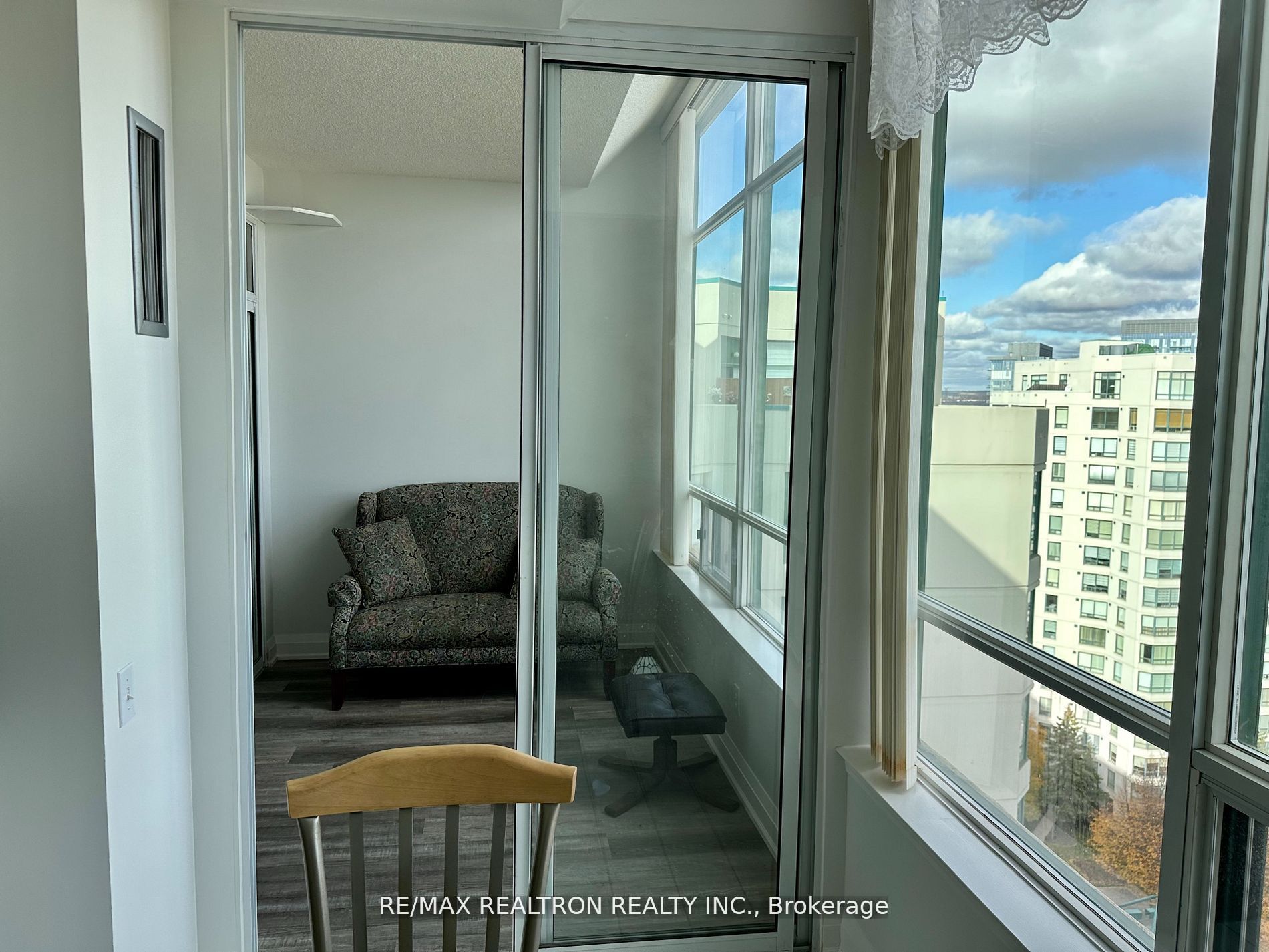 110 Promenade Circ, #1709