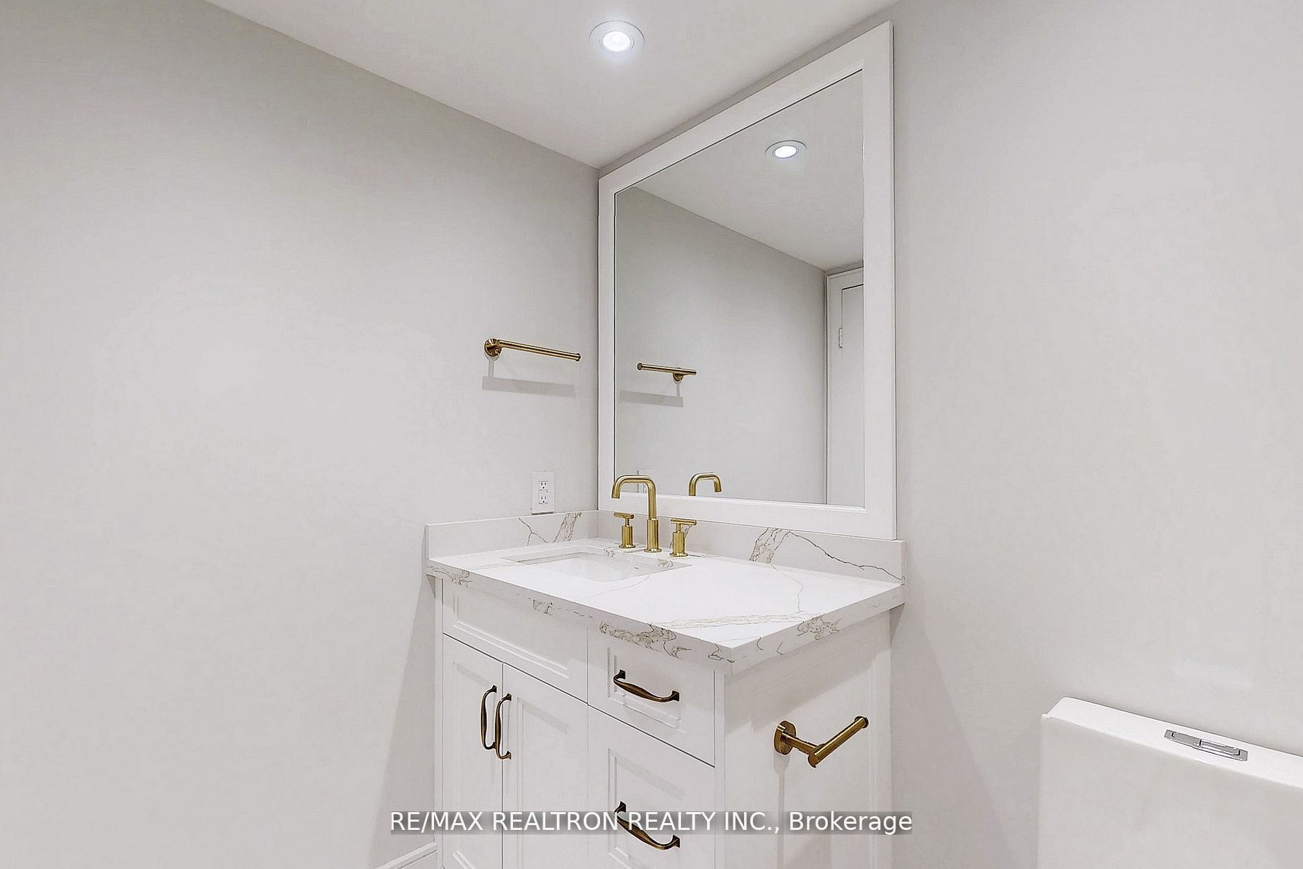 120 Promenade Circ, #609