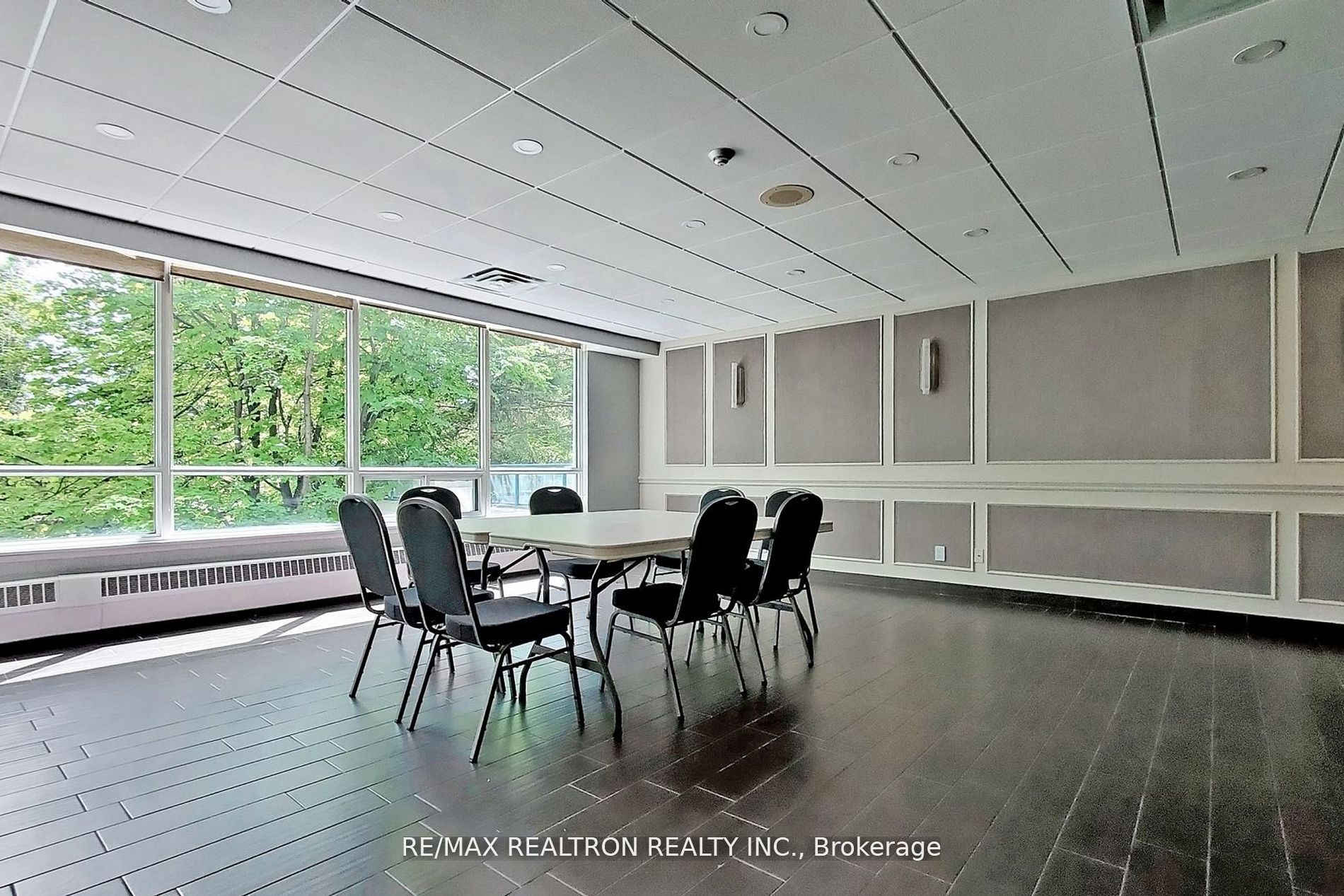 120 Promenade Circ, #609