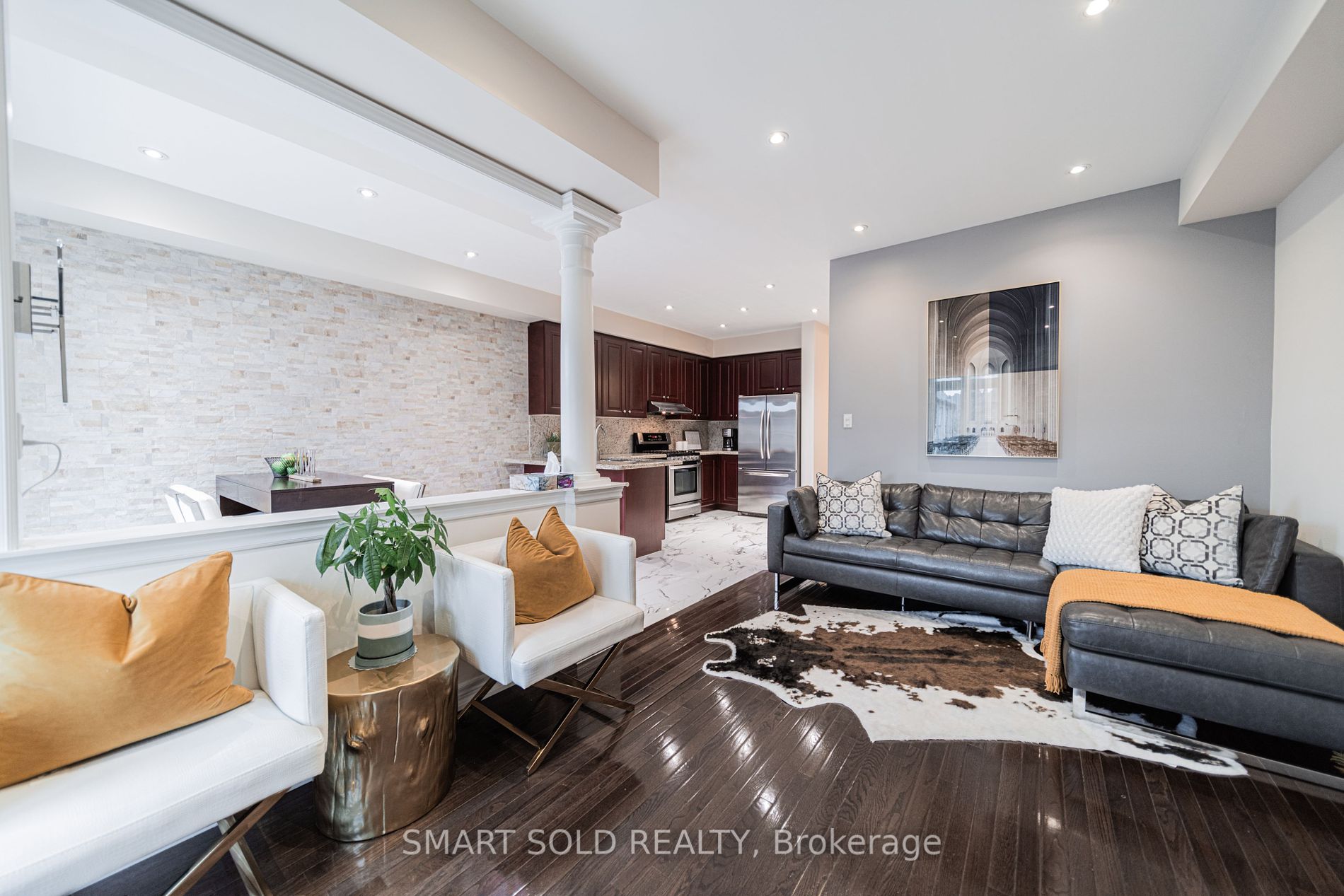 18 George Kirby St