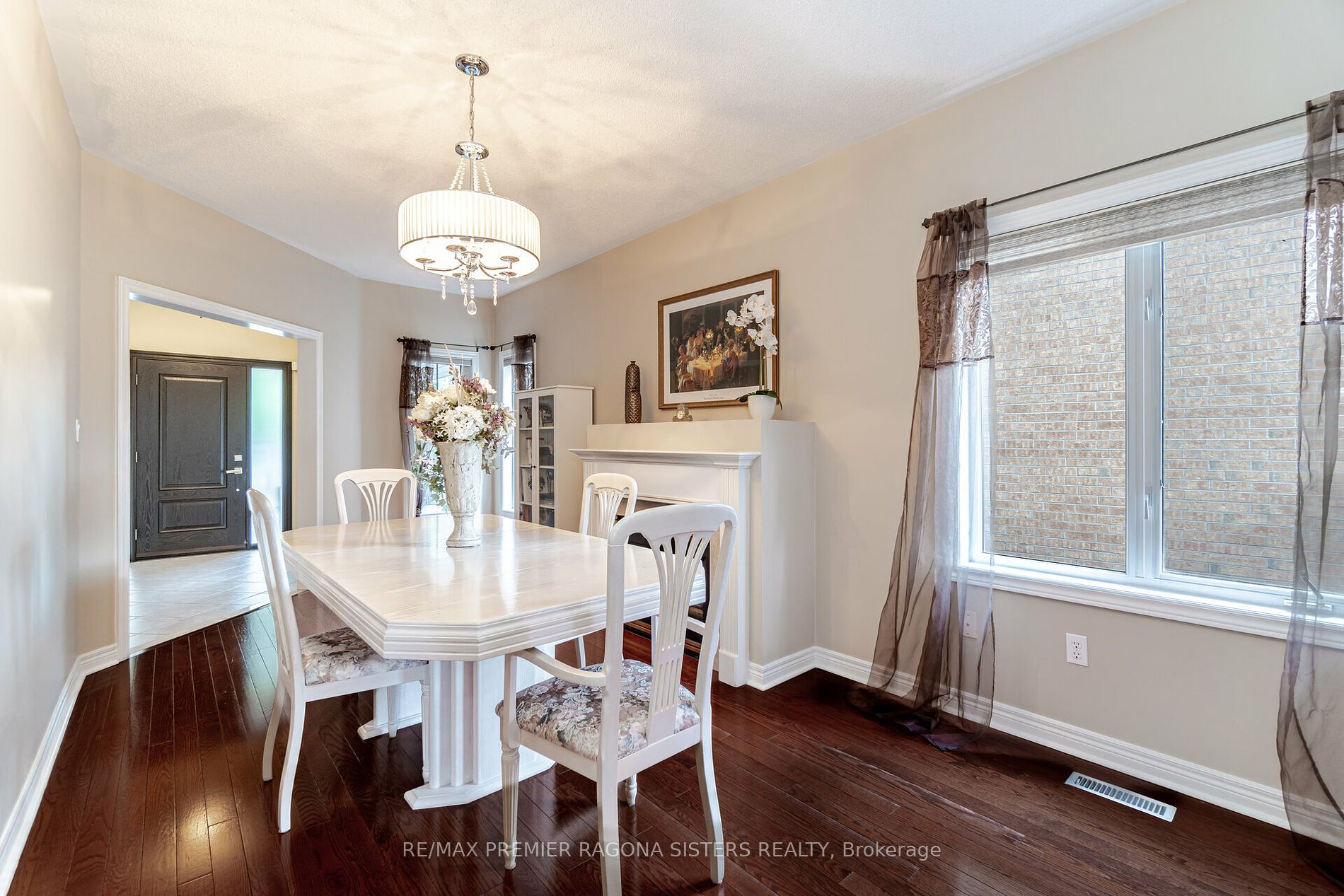 72 Criscione Dr