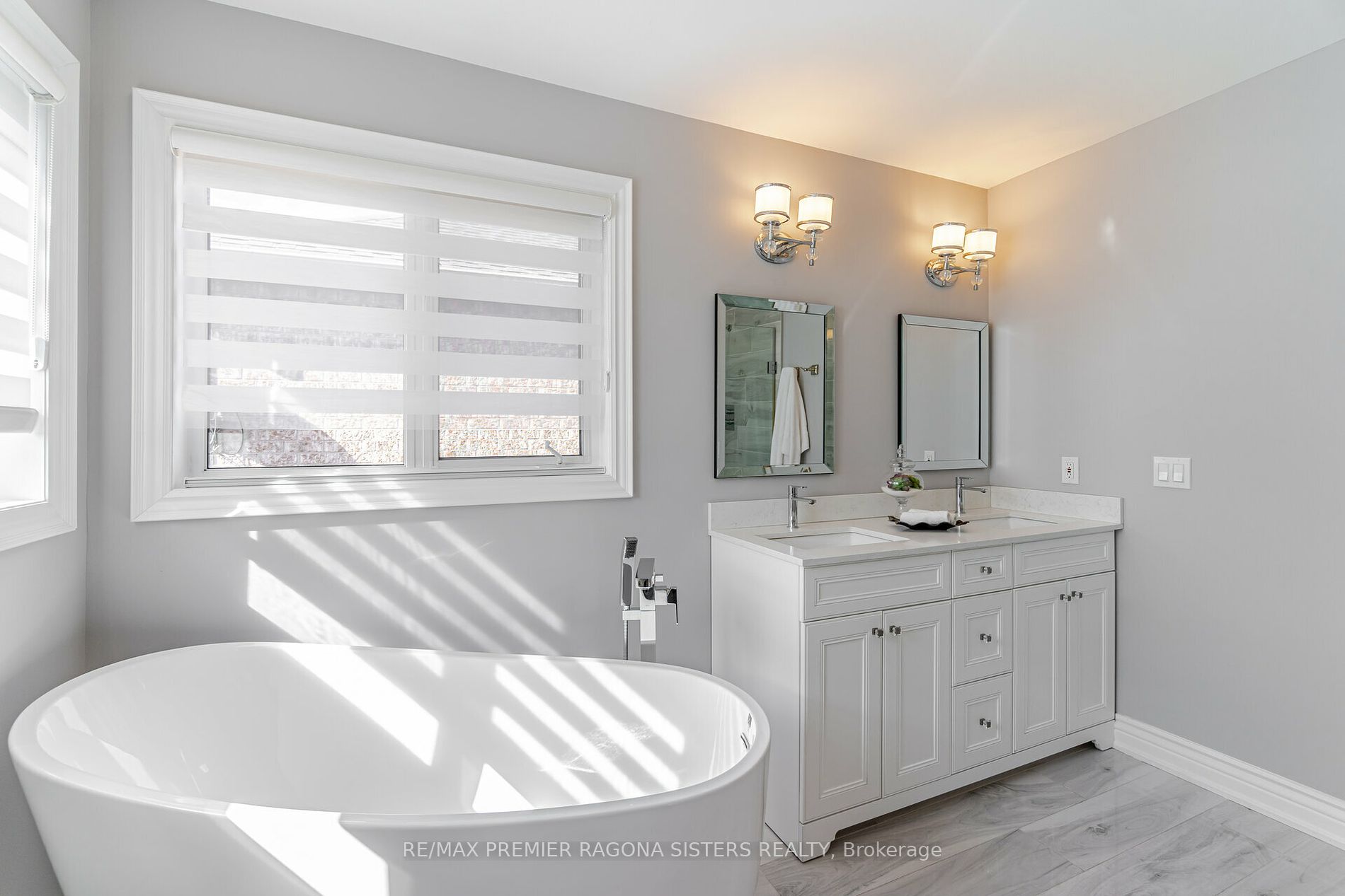 72 Criscione Dr