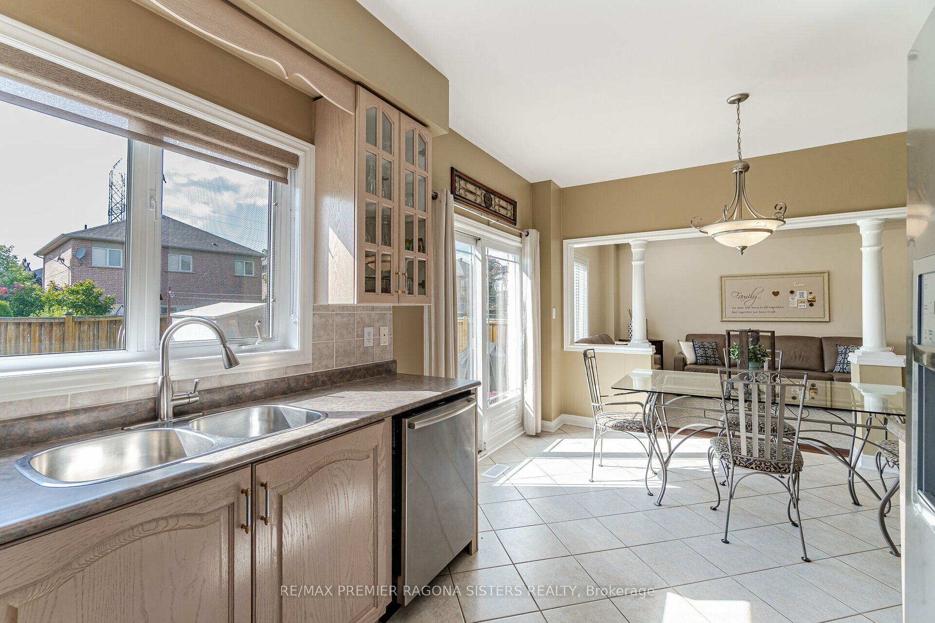 72 Criscione Dr