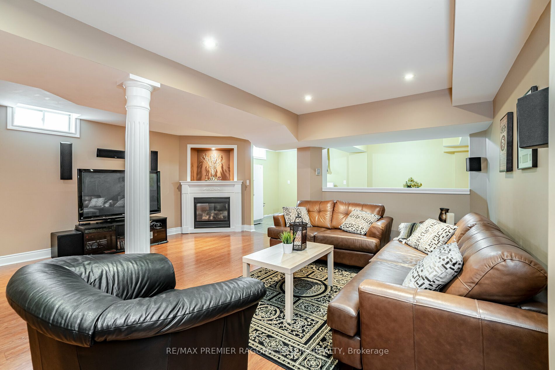 72 Criscione Dr