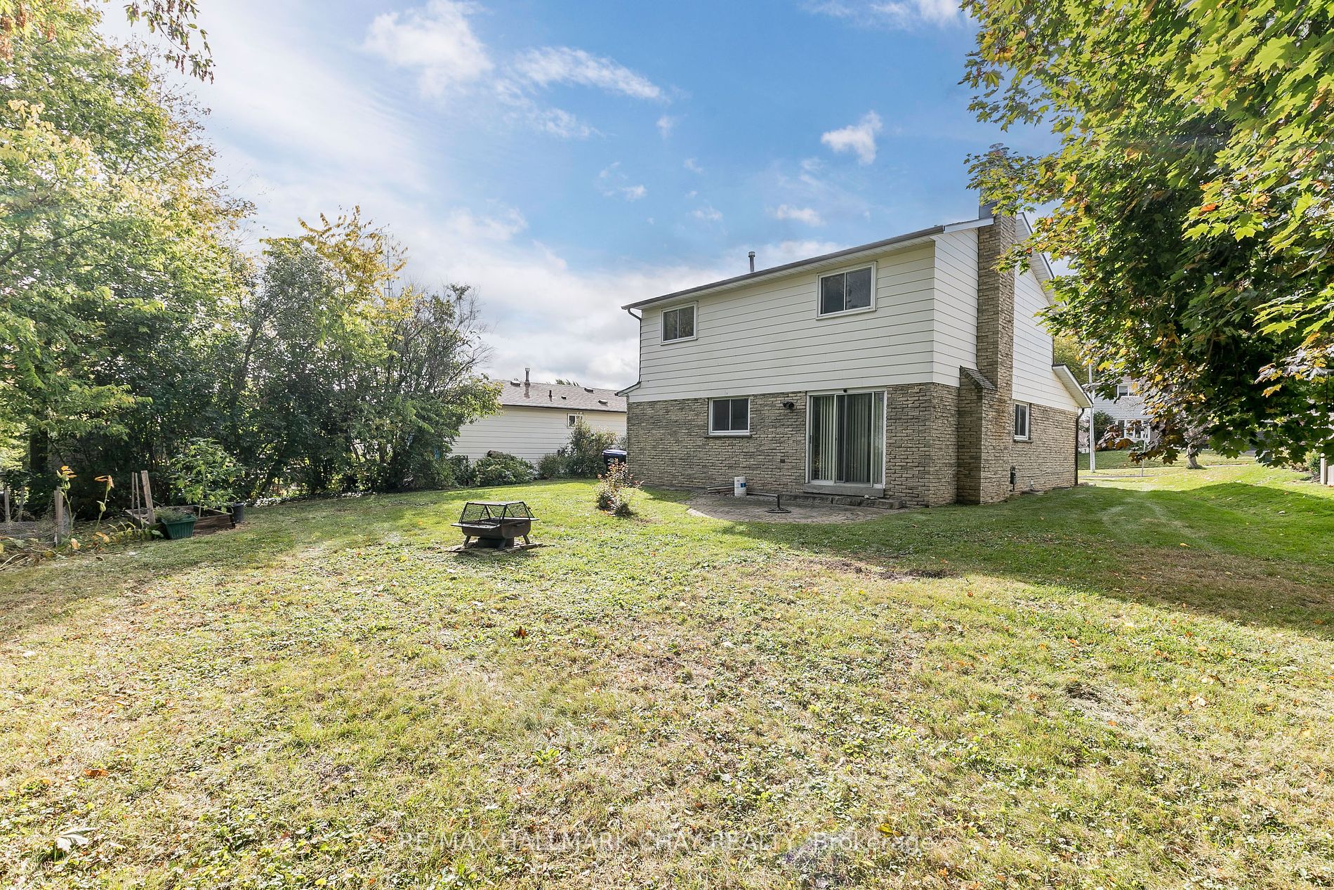 23 Britannia Ave, #Upper