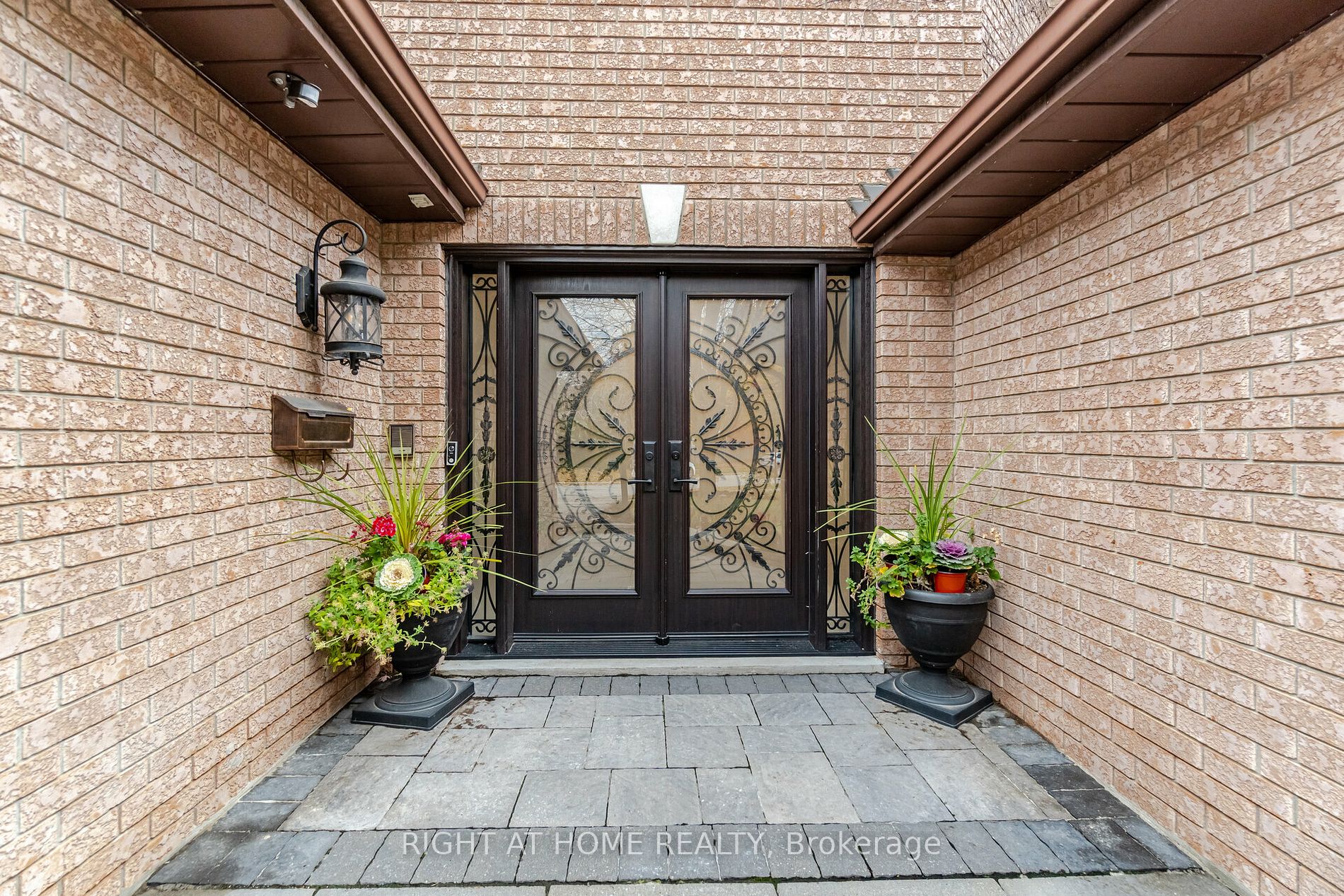 789 College Manor Drive