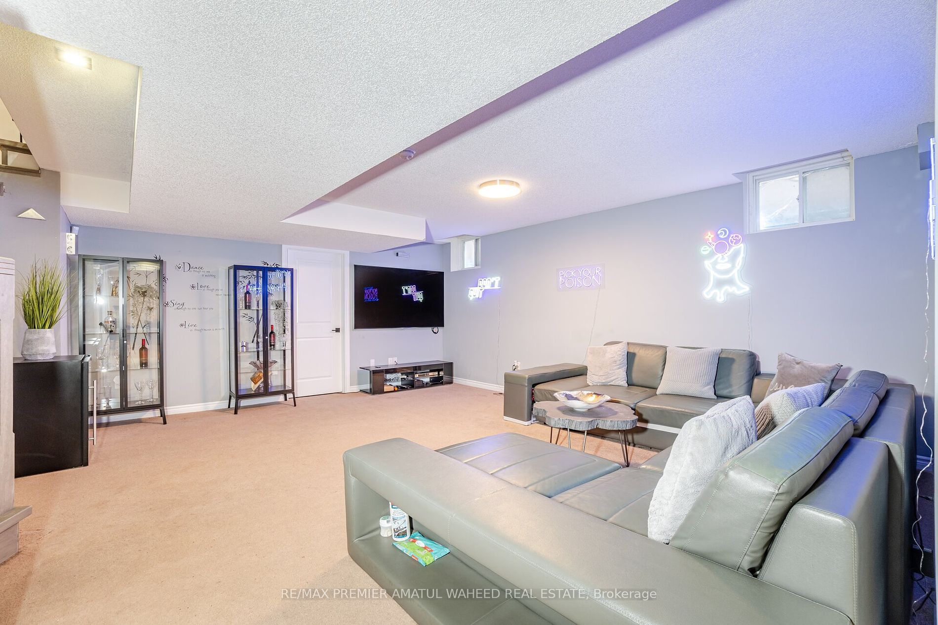 103 Garyscholl Road