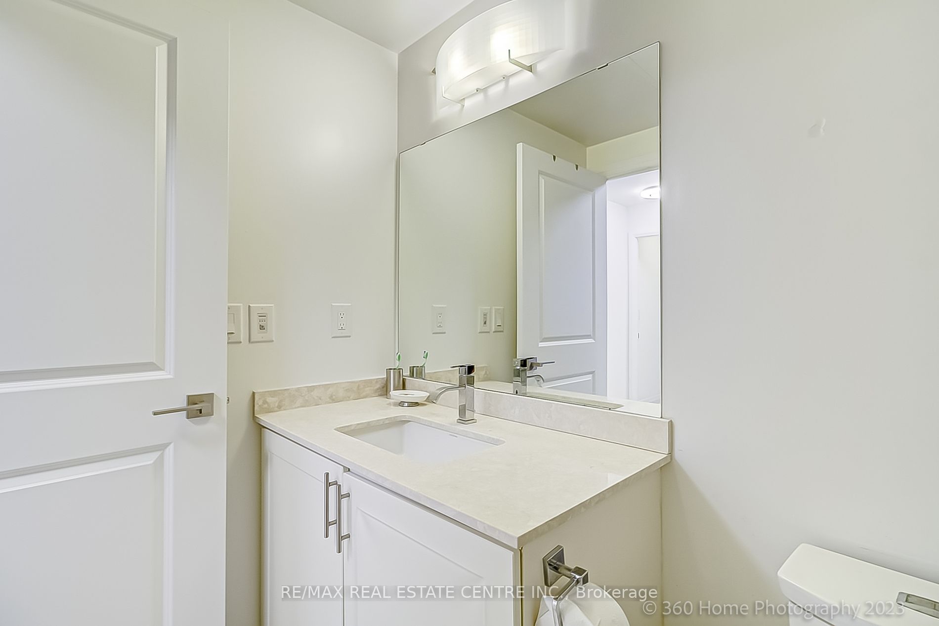 7171 Yonge St, #Lph307