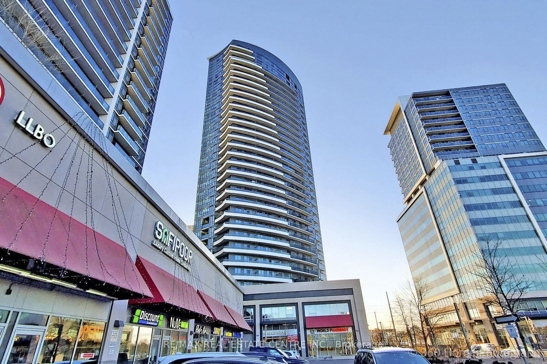 7171 Yonge St, #Lph307