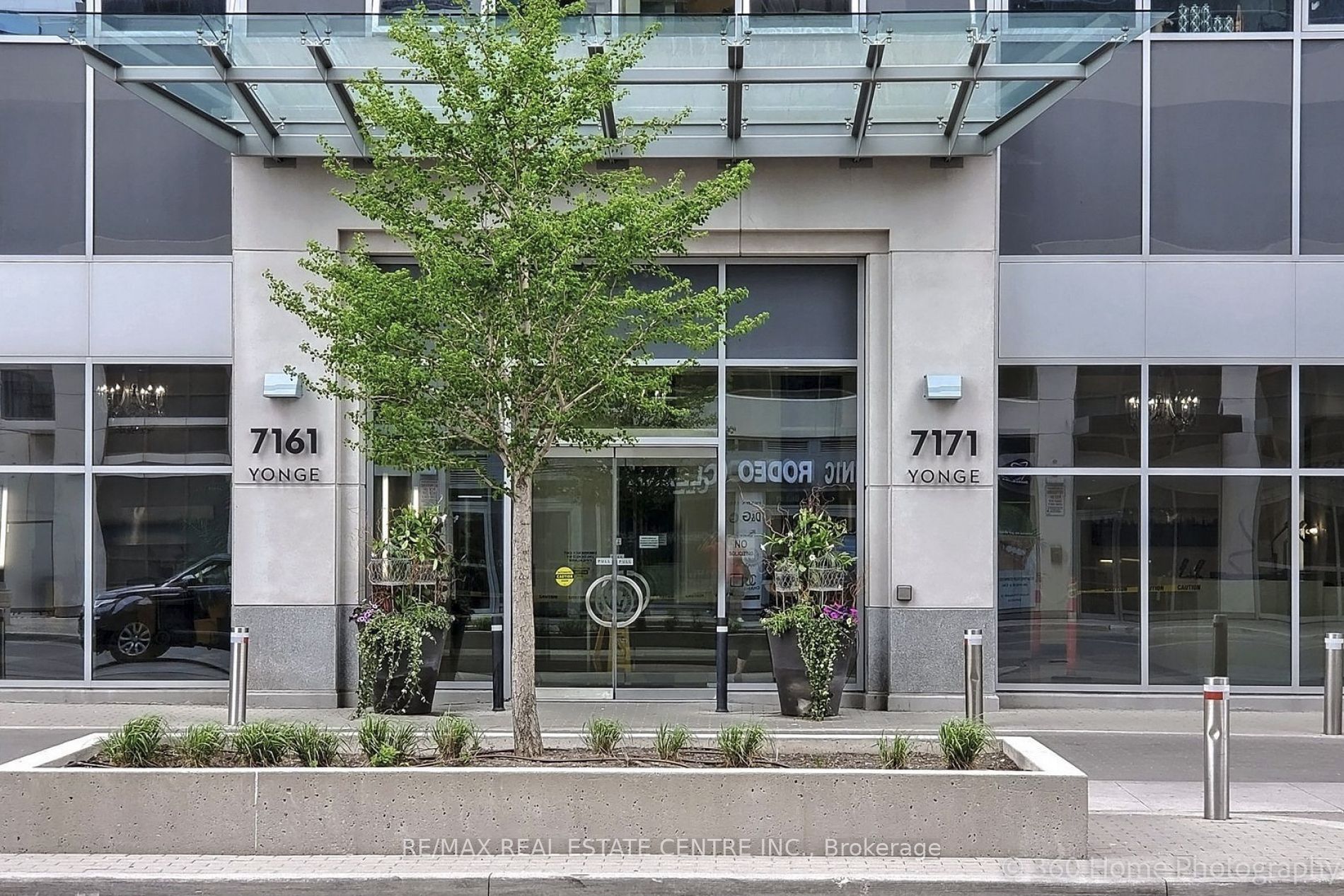 7171 Yonge St, #Lph307